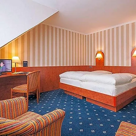 Landgasthaus & Lindenhof Hotel Koenigslutter am Elm