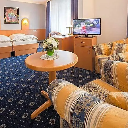 Landgasthaus & Lindenhof 3*