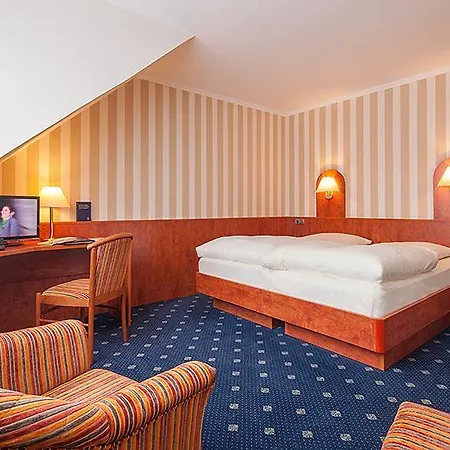 Landgasthaus&hotel Lindenhof 3*