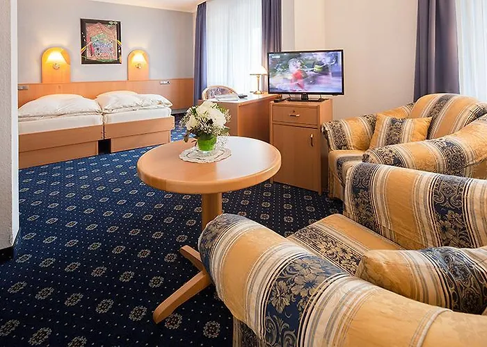 Landgasthaus & Lindenhof Hotel 3*